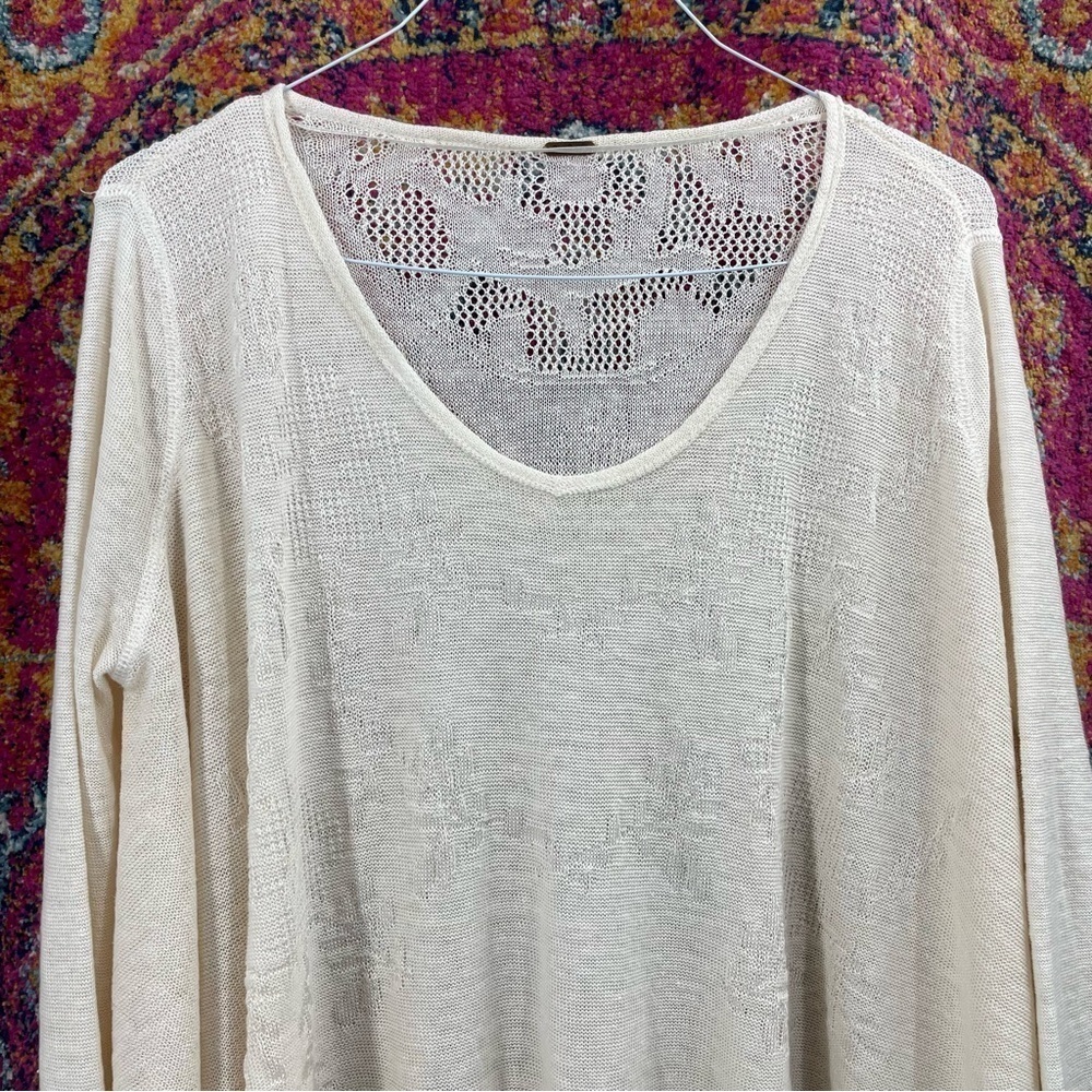 FREE PEOPLE Linen Knitted Scoop VNeck Long Sleeve Flowy Lightweight Tunic Top - Picture 3 of 8
